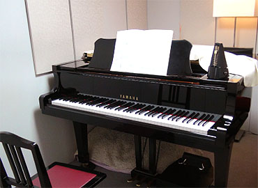 小手指のピアノスクール 遠山音楽教室